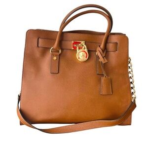 Michael Kors Hamilton large genuine leather purse lock and key charm luggage